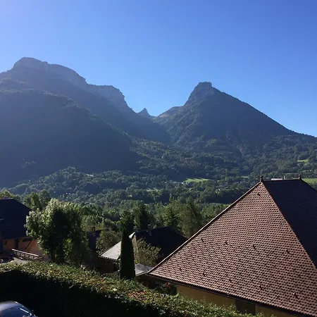 Holiday home Maison Lachat