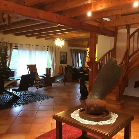 Holiday home Maison Lachat Dingy-Saint-Clair